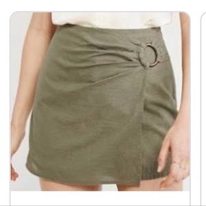 Abercrombie and fitch olive green skort. Size xs. Never worn